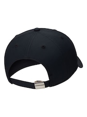 Negro - Gorra desestructurada para niños con logotipo metálico con tecnología Dri-FIT de Nike - Imagen 5 de 5