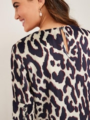 Animal Curved Hem Satin Formal T-Shirt Short Sleeves Top - Image 3 of 5