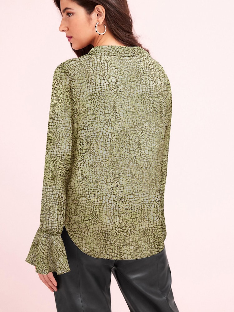Green Snake Print V-Neck Long Sleeve Blouse - Image 2 of 5