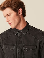 Schwarz - Langärmliges Jeanshemd mit zwei Taschen - Bild 4 von 9