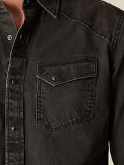 Schwarz - Langärmliges Jeanshemd mit zwei Taschen - Bild 5 von 9