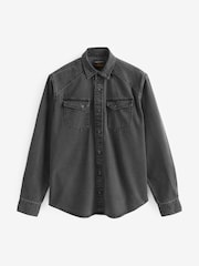 Schwarz - Langärmliges Jeanshemd mit zwei Taschen - Bild 7 von 9