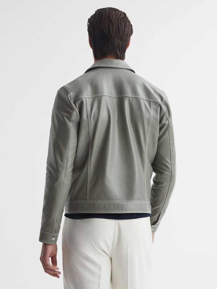 Reiss Sage Gisborne Leather Press Stud Trucker Jacket - Image 5 of 5