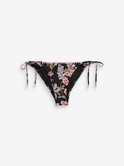 Schwarz - Savannah Miller x Next Bikini Unterteil mit Seitenbindung​​​​​​​ - Bild 6 von 6
