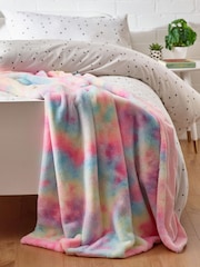 Sprei van imitatiebont met regenboog en ombré-effect - Image 1 of 3
