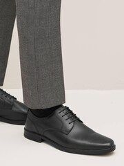 Schwarz - Weite Passform - Derby-Schuhe aus Leder - Bild 1 von 6