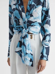 Reiss Navy/Blue Dahlia Print Linen Cropped Tie Front Blouse - Image 4 of 7