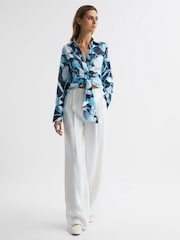 Reiss Navy/Blue Dahlia Print Linen Cropped Tie Front Blouse - Image 6 of 7