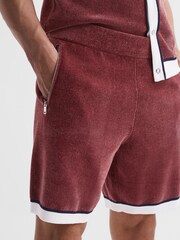 Reiss Rust Fielder Relaxed Fit Elasticated Chenille Shorts - Image 4 of 5