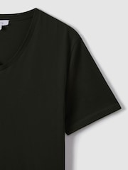 Reiss Oxidised Green Dayton Cotton V-Neck T-Shirt - Image 5 of 6