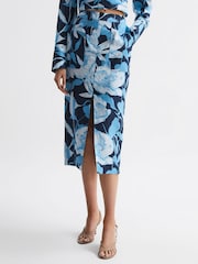 Reiss Navy/Blue Jackson Floral Print High Rise Midi Skirt - Image 6 of 6