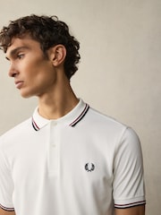 Белый/Красный/Темно-синий  - Рубашка поло с контрастной отделкой Fred Perry - Image 4 of 4