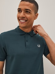 Грязный серо-синий - Однотонная рубашка поло Fred Perry - Изображение 4 из 5