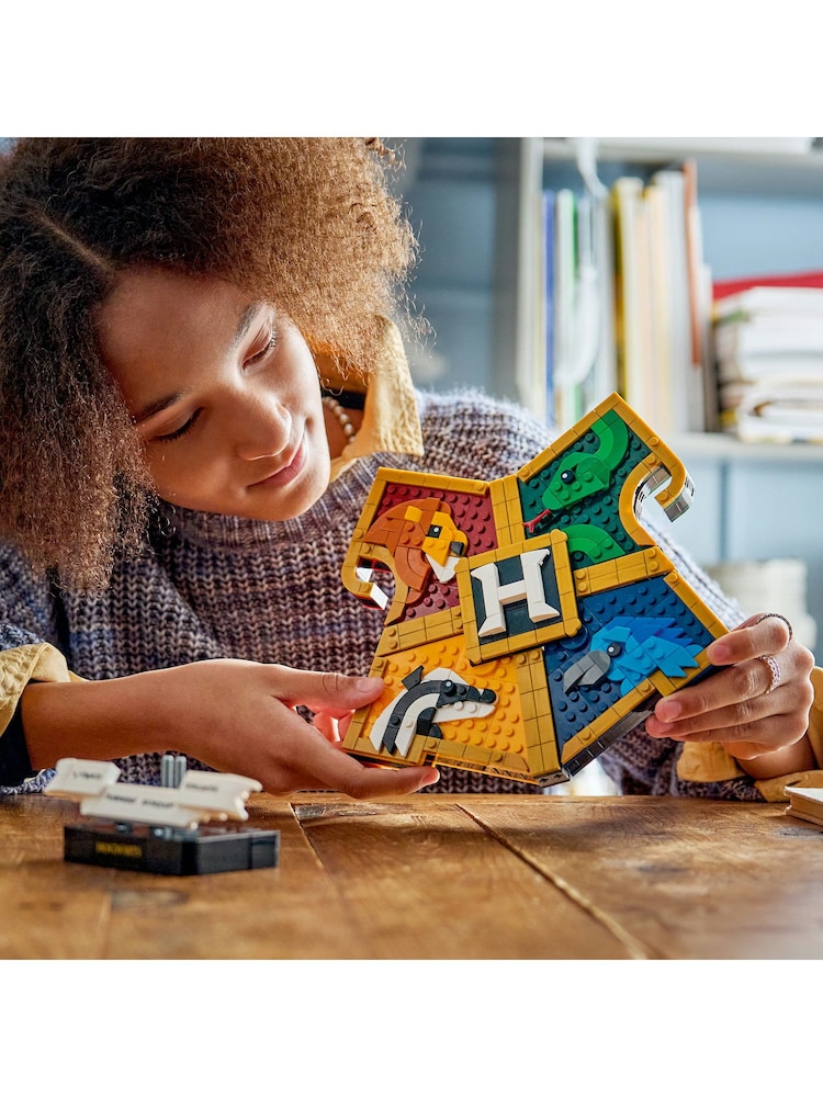 LEGO Harry Potter™ Hogwarts™ House Crest Building Toy 76462 - Image 1 of 7 LEGO Harry Potter™ Hogwarts™ House Crest Building Toy 76462 - Image 1 of 7