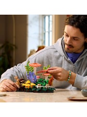 LEGO Botanicals Woodland Mushrooms 11505 - Image 1 of 8