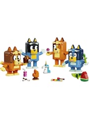 LEGO Bluey Brick-Built Bluey Family 11217 - Image 3 of 8