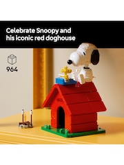LEGO Peanuts: Snoopy's Doghouse - Image 4 of 9