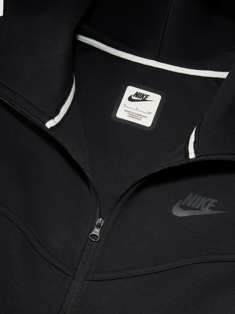 Nike Black Sportswear Tech Fleece Windrunner Full-Zip Hoodie - Image 8 of 9