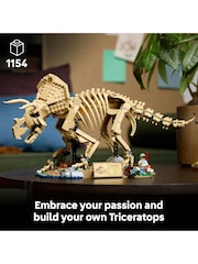 LEGO Jurassic World Dinosaur Fossils: Triceratops 77985 - Image 4 of 9