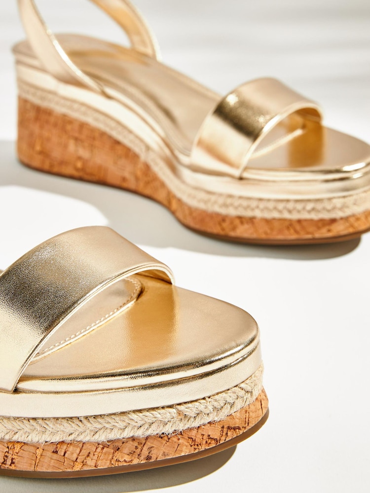 Gold - Forever Comfort® Niedrige Schuhe mit Kork-Keilabsatz - Bild 8 von 8 Gold - Forever Comfort® Niedrige Schuhe mit Kork-Keilabsatz - Bild 8 von 8