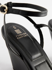 Czarny - Buty na koturnie z paskami Forever Comfort® - Image 7 of 8