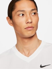 Nike White Dri-FIT Court Victory Tennis T-Shirt - Image 3 of 4