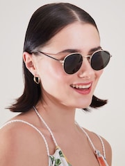 Gafas de sol redondas con montura metálica de Accessorize - Imagen 1 de 3