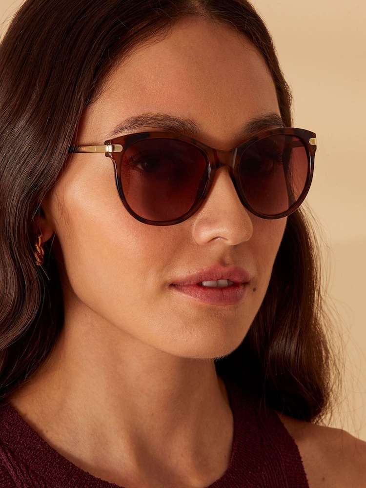 Gafas de sol clásicas con patillas de metal de Accessorize - Imagen 2 de 2