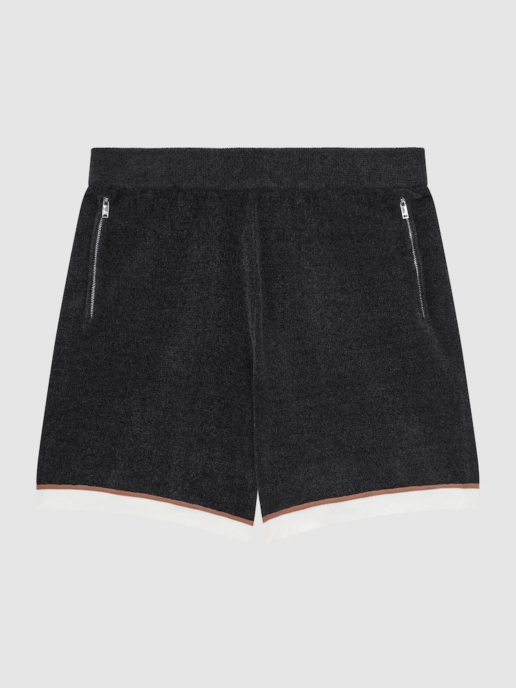 Reiss Black Fielder Relaxed Fit Elasticated Chenille Shorts - Image 2 of 5