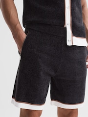Reiss Black Fielder Relaxed Fit Elasticated Chenille Shorts - Image 4 of 5
