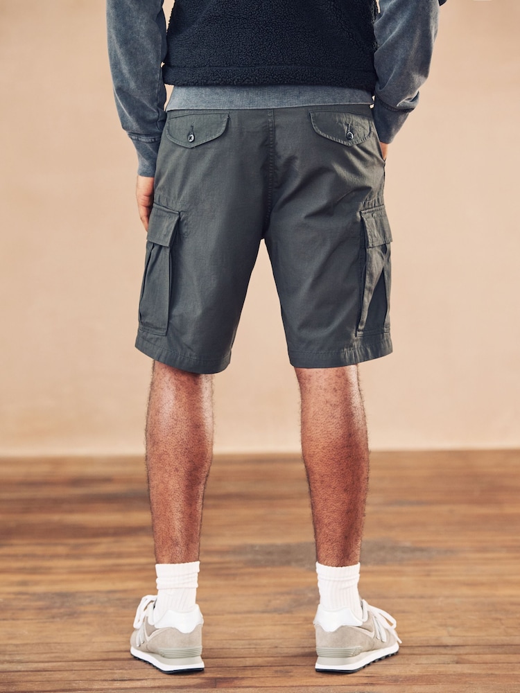 Levi's® Black 100% Cotton Carrier Cargo Shorts - Image 2 of 4