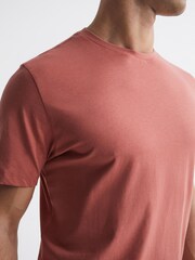 Reiss Faded Rose Bless Marl Crew Neck T-Shirt - Image 4 of 6