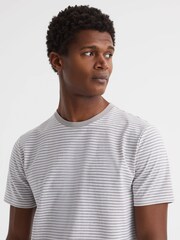Reiss Oatmeal/White Keats Striped Crew Neck T-Shirt - Image 4 of 5