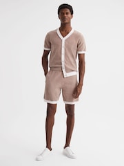 Reiss Champagne Fielder Relaxed Fit Elasticated Chenille Shorts - Image 3 of 5