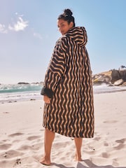 Scion Changing Black Print Robe - Image 5 of 8