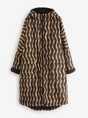 Scion Changing Black Print Robe - Image 6 of 8