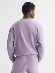 Reiss Lilac Alistar Oversized Garment Dye Sweatshirt - Image 4 of 5