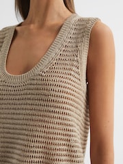 Reiss Neutral Ava Linen Open Stitch Knitted Vest - Image 4 of 5