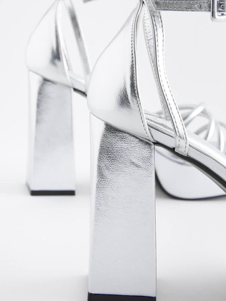 Silber - Forever Comfort® Sandalen mit dicker Sohle und geschlossener Zehenpartie - Bild 9 von 9 Silber - Forever Comfort® Sandalen mit dicker Sohle und geschlossener Zehenpartie - Bild 9 von 9