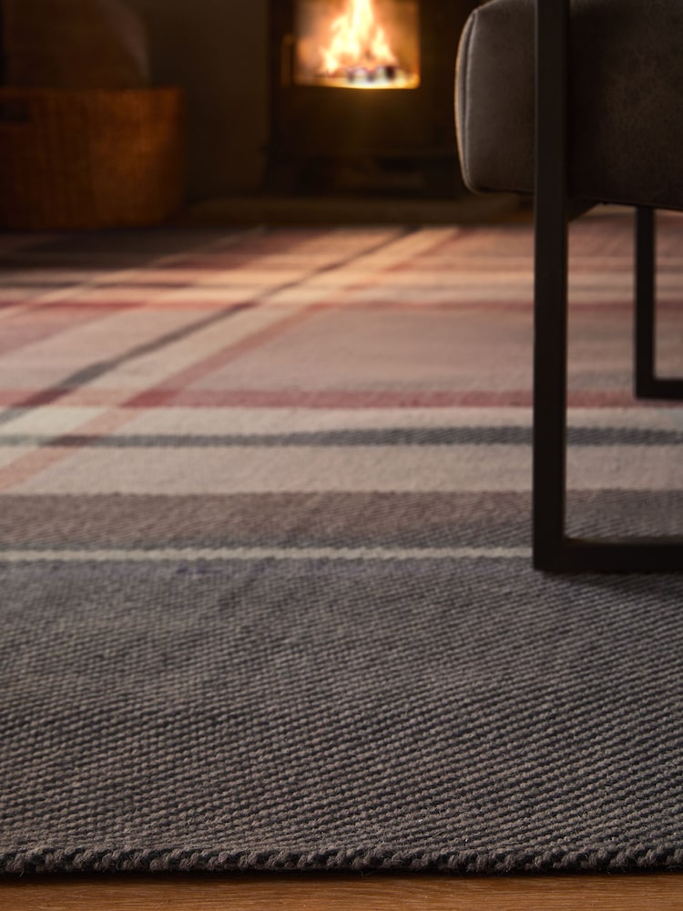 Natural/Navy Blue Morcott Check Rug - Image 2 of 7