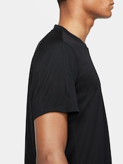 Nike Black Dri-FIT Court Victory Tennis T-Shirt - Image 4 of 5