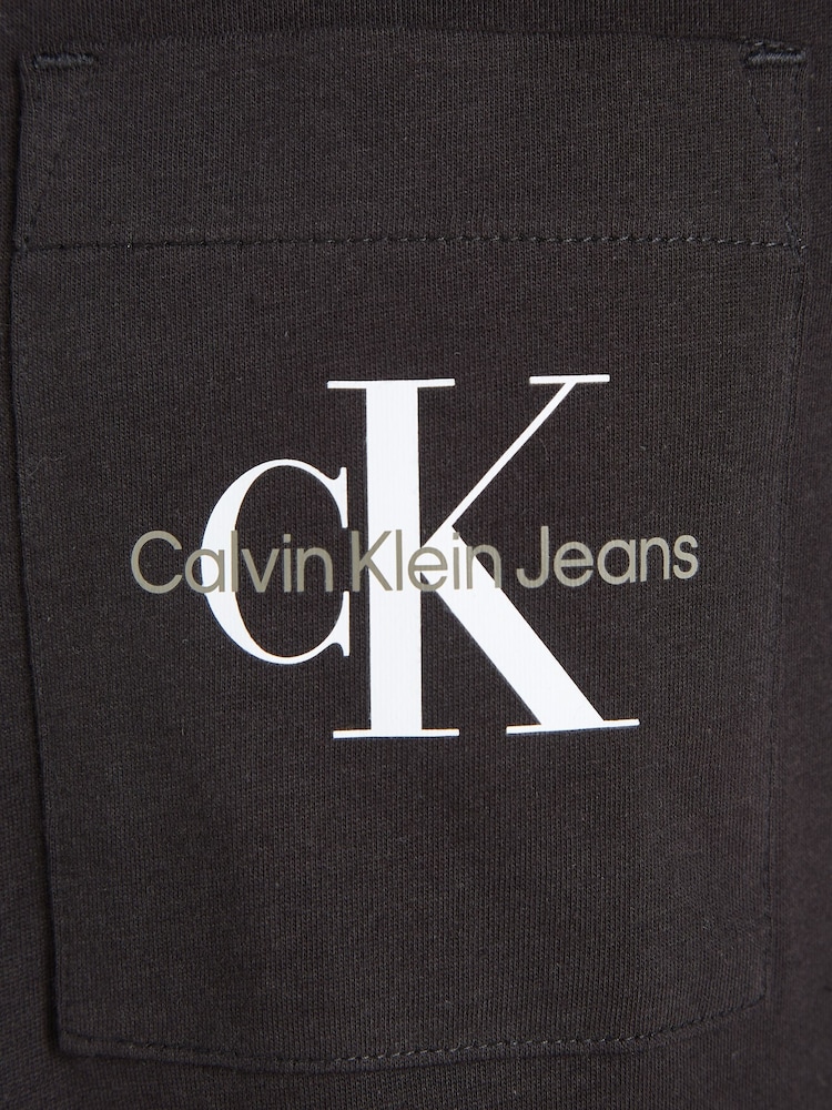 Calvin Klein Jeans Logo Pocket Slim T-Shirt - Image 6 of 6