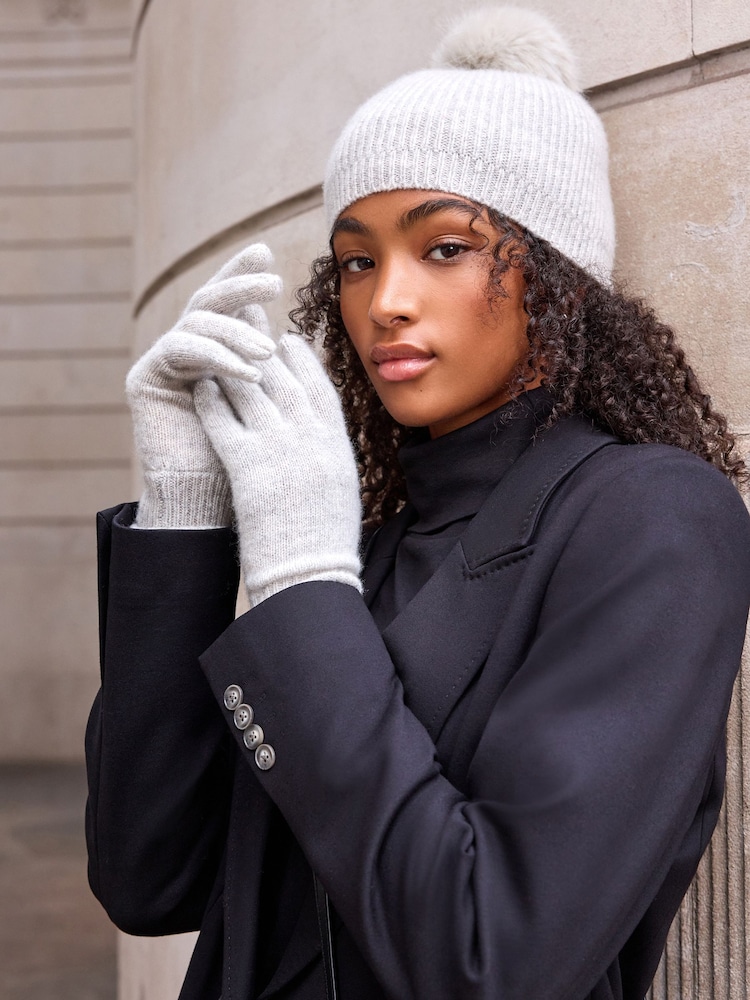 Grey Collection Luxe 30% Cashmere Gloves - Image 1 of 4
