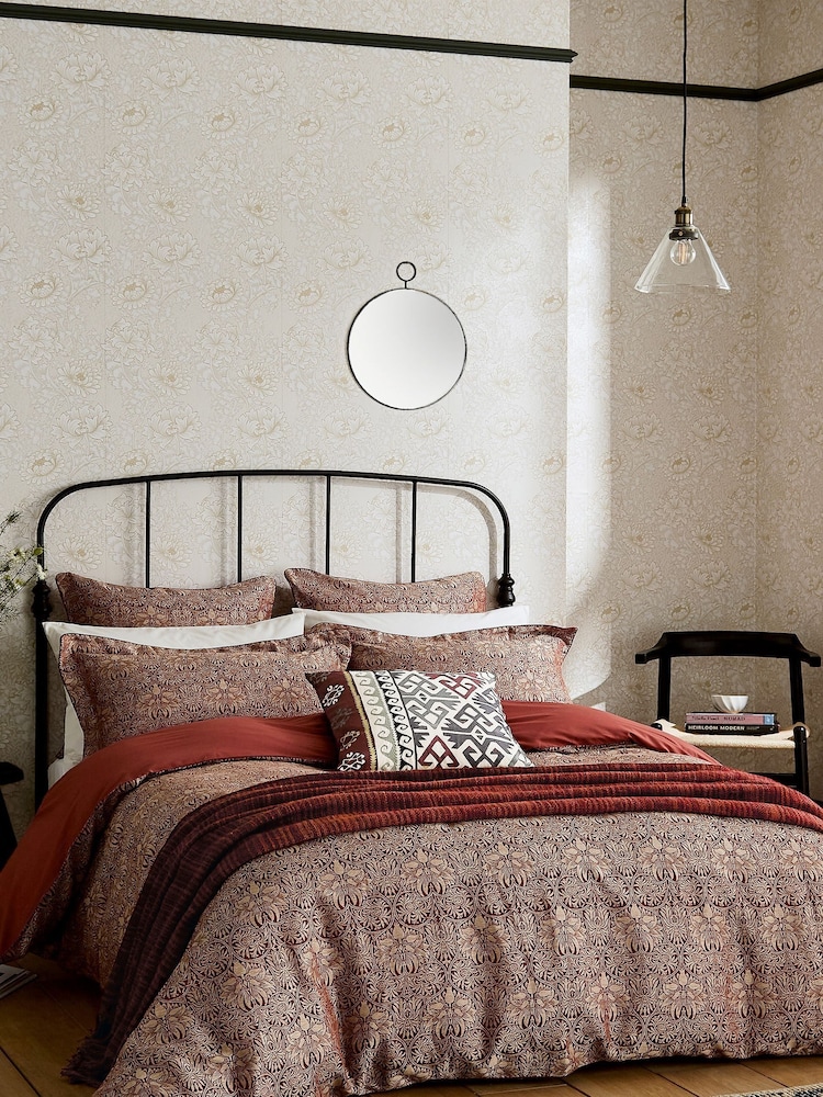 Morris & Co Red Crown Imperial Duvet Duvet Cover - Image 1 of 3