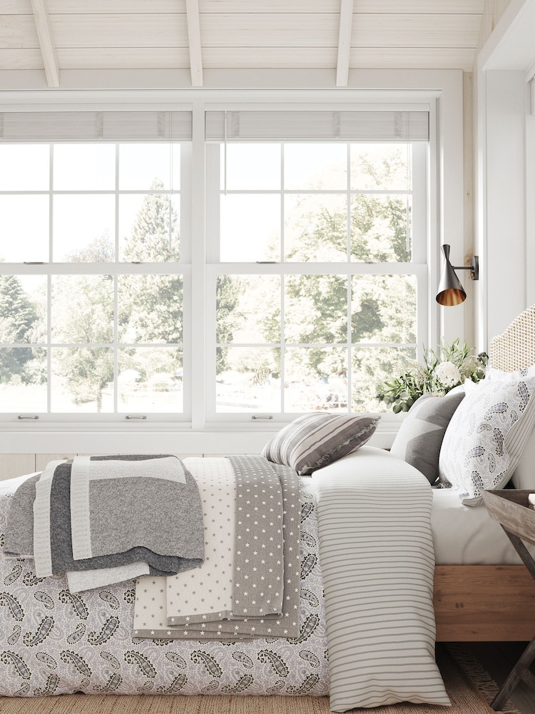Helena Springfield Grey Star Woven 100% Cotton Throw - Image 1 of 3