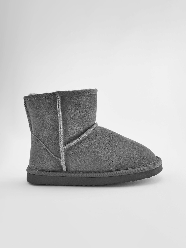 Grau - Slipper-Stiefel aus Velourleder mit warmem Futter - Bild 2 von 6 Grau - Slipper-Stiefel aus Velourleder mit warmem Futter - Bild 2 von 6