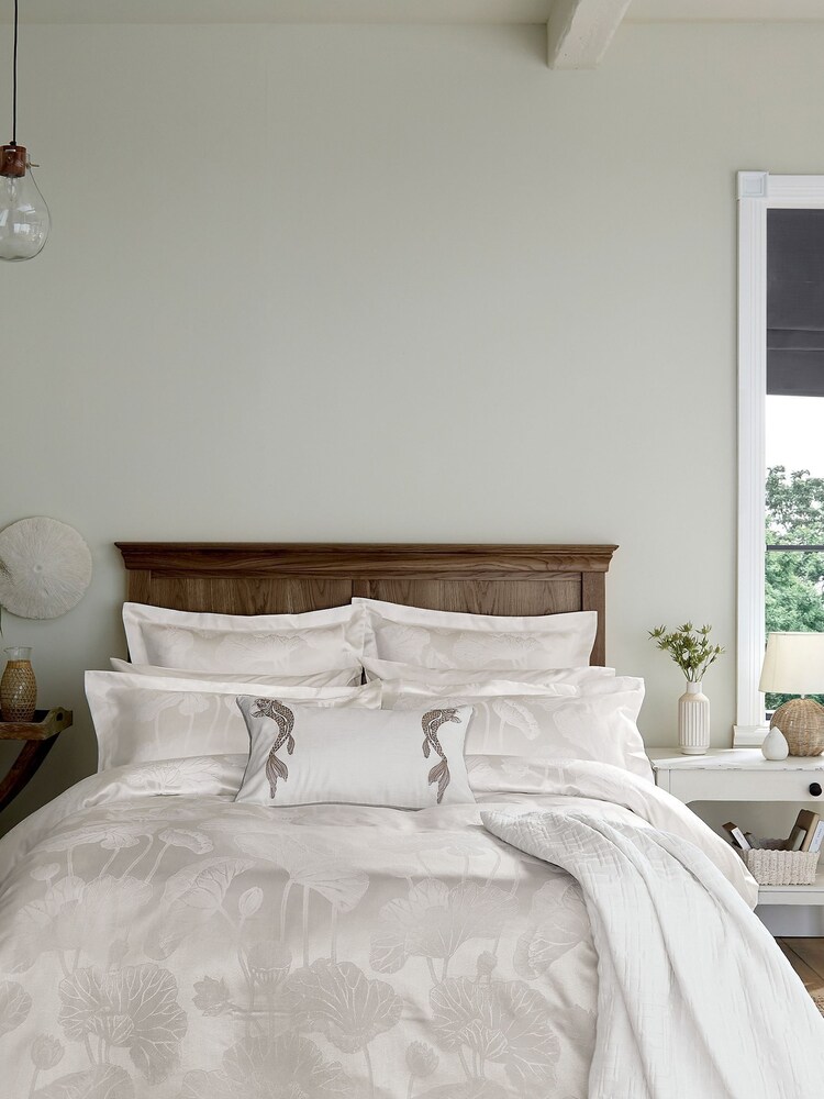 Sanderson Cream Lotus Leaf Oxford Pillowcase - Image 2 of 3