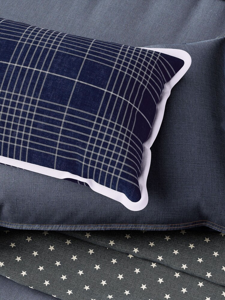 Helena Springfield Blue Star Woven 100% Cotton Throw - Image 2 of 3