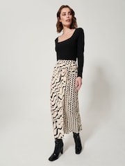 F&F FW Bridge Romilly Black Swirl Geo Contrast Skirt - Image 3 of 10