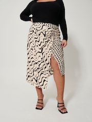 F&F FW Bridge Romilly Black Swirl Geo Contrast Skirt - Image 4 of 10